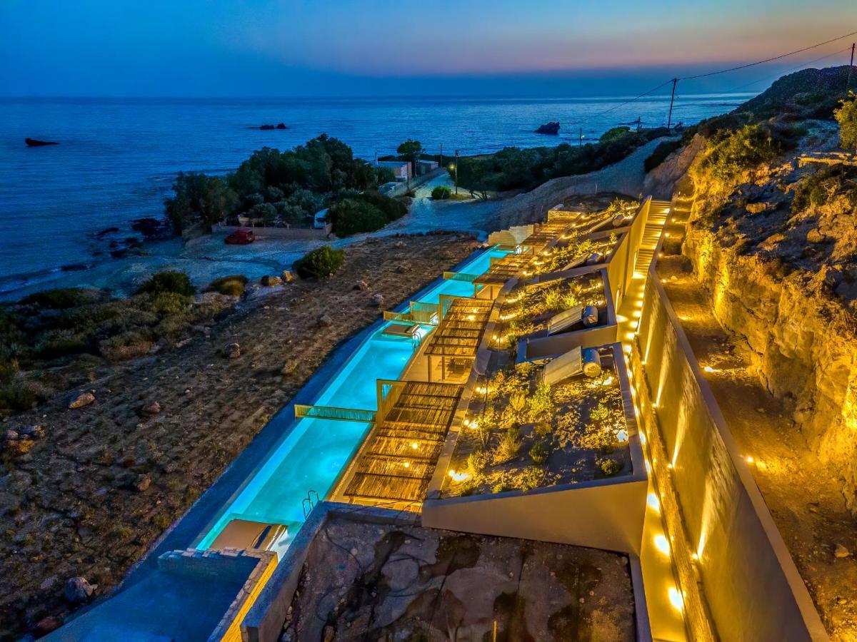 Salvia Luxury Collection Suites 크랭고카스텔론 외부 사진