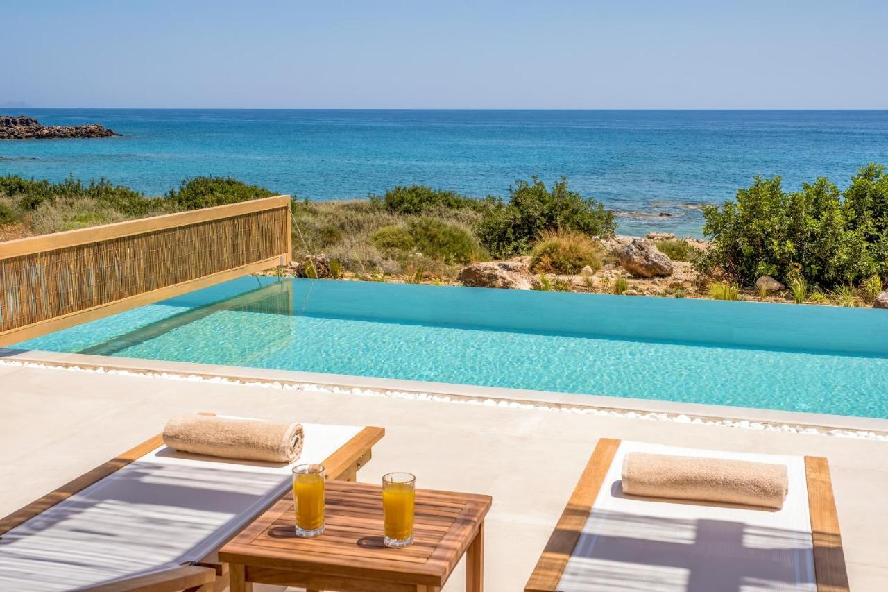 Salvia Luxury Collection Suites 크랭고카스텔론 외부 사진