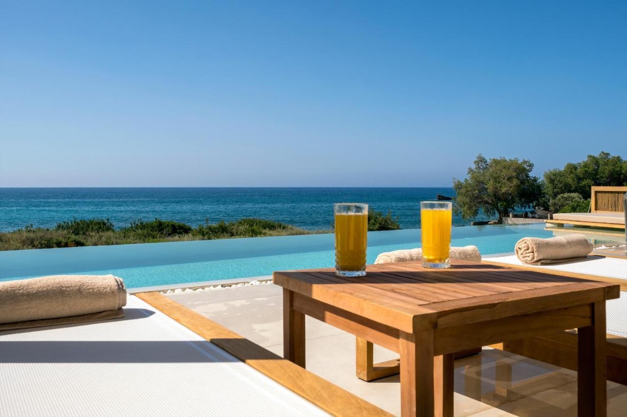 Salvia Luxury Collection Suites 크랭고카스텔론 외부 사진