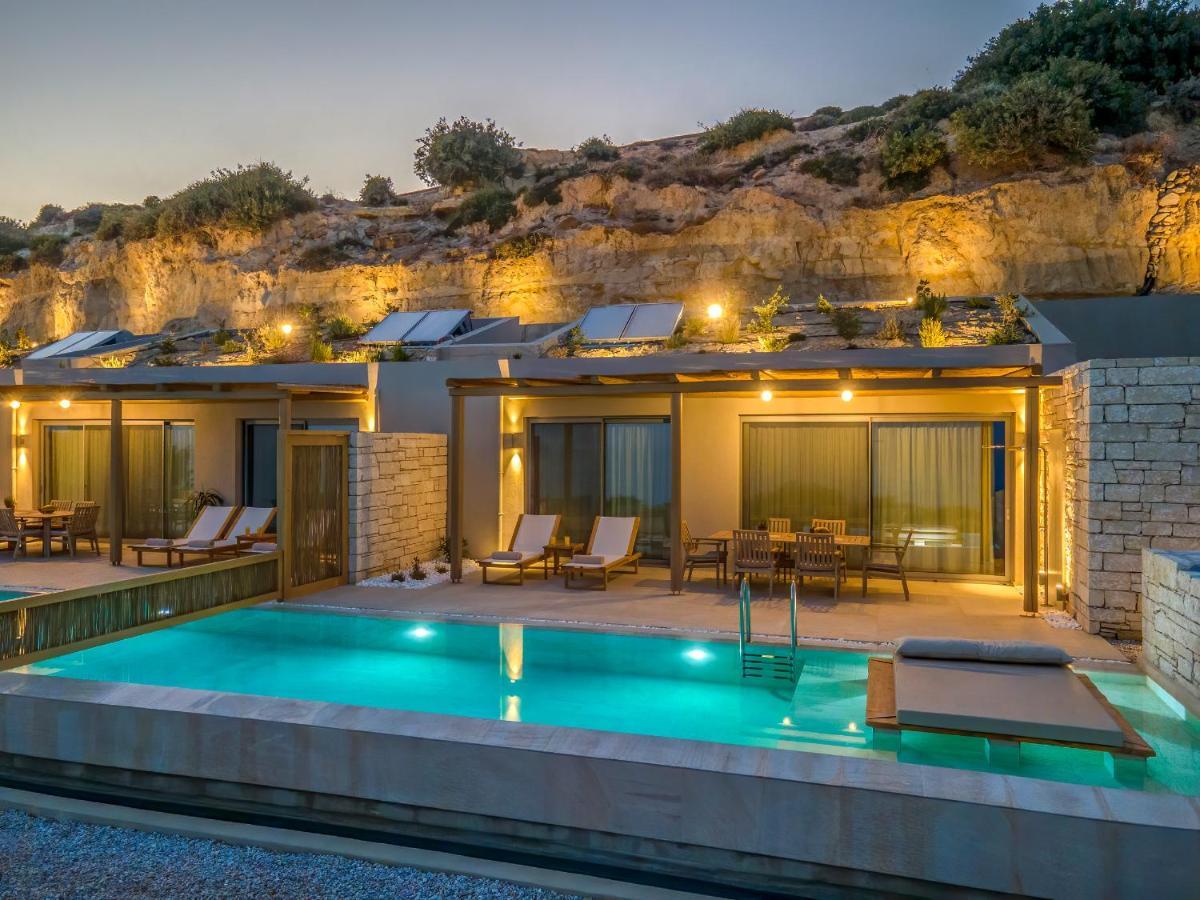 Salvia Luxury Collection Suites 크랭고카스텔론 외부 사진