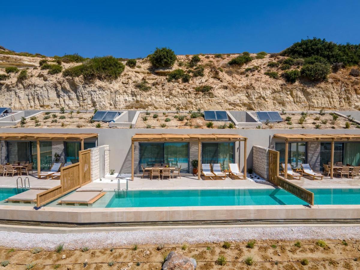 Salvia Luxury Collection Suites 크랭고카스텔론 외부 사진